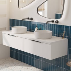 Saniselect Luca voorgemonteerd badmeubel incl. afdekblad met mat zwarte greep 160cm mat wit