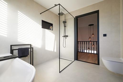 Minimal chic in de badkamer